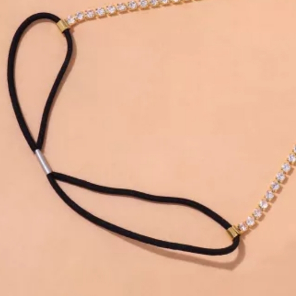 1 left New boutique silver rhinestone thigh chains - Picture 3 of 5